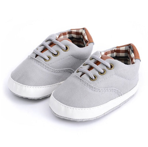 👶 Solid Color Baby Canvas Shoes – Soft Bottom Toddler Sneakers with Lace-Up Design - Daily Cozy Closet