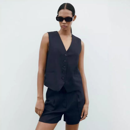 🌿  Summer-Ready – Women’s Linen Blend Sleeveless Top & Shorts Set - Daily Cozy Closet